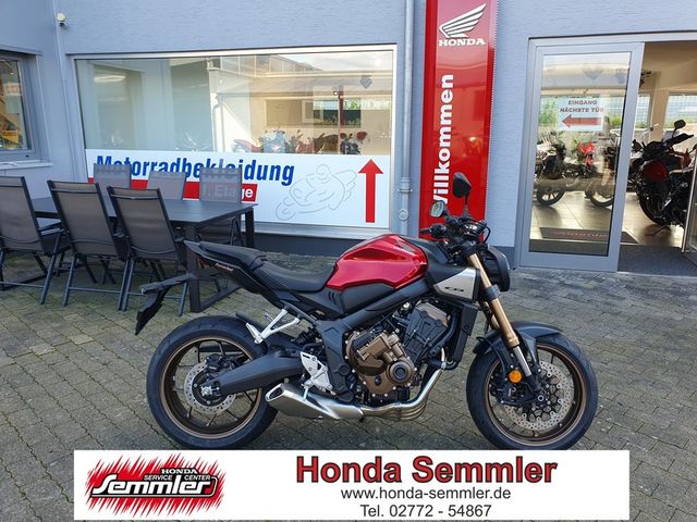 Honda CB650R E-Clutch ABS auf Lager NEU 0KM