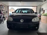 Volkswagen VW Golf 5 1.6 102 PS gepflegt - Volkswagen Golf: 102 Ps