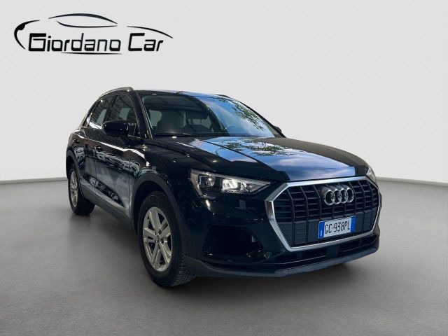 Audi Q3 35 TDI S tronic Business