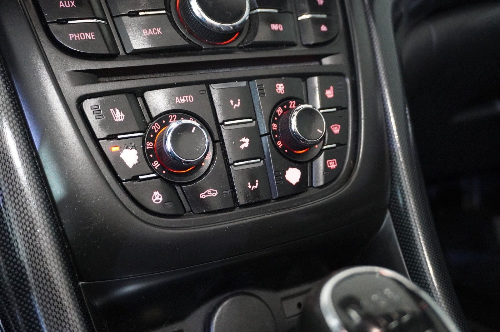 Fahrzeugabbildung Opel Cascada 2.0D INNOVATION BI-XENON/SHZ/SPORT/LEDER