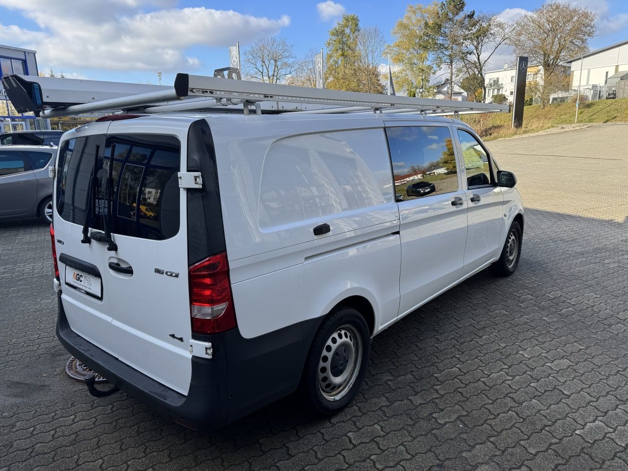 Fahrzeugabbildung Mercedes-Benz Vito 116CDI Mixto extralang 4x4 Klima*AHK*Regale