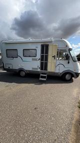 HYMER / ERIBA / HYMERCAR B 534 - HYMER / ERIBA Rundsitzgruppe Diesel Integrierter