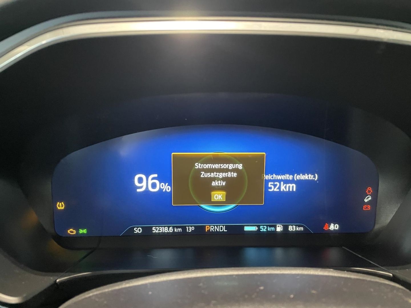 Fahrzeugabbildung Ford Kuga Plug-In Hybrid Titanium LED WINTERPAKET