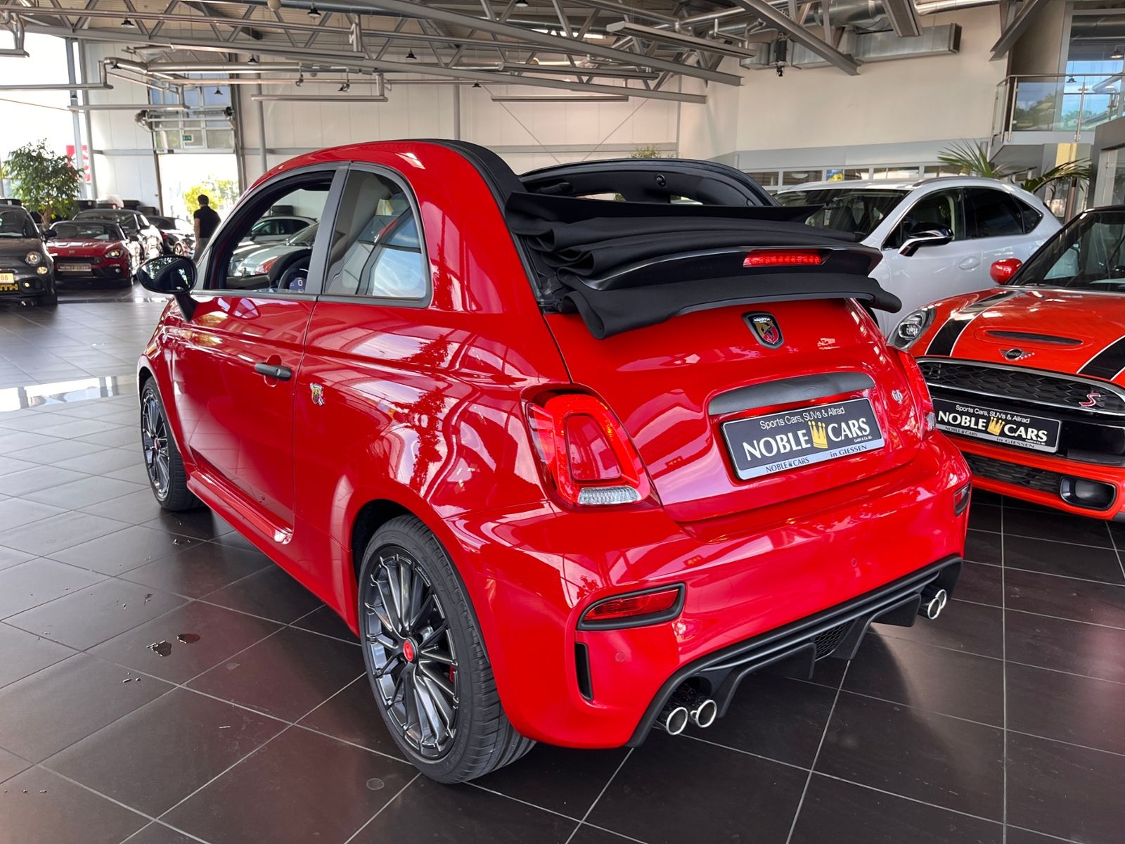 Fahrzeugabbildung Abarth 695C NUR 2.000KM!!! BEATS NAVI ALU