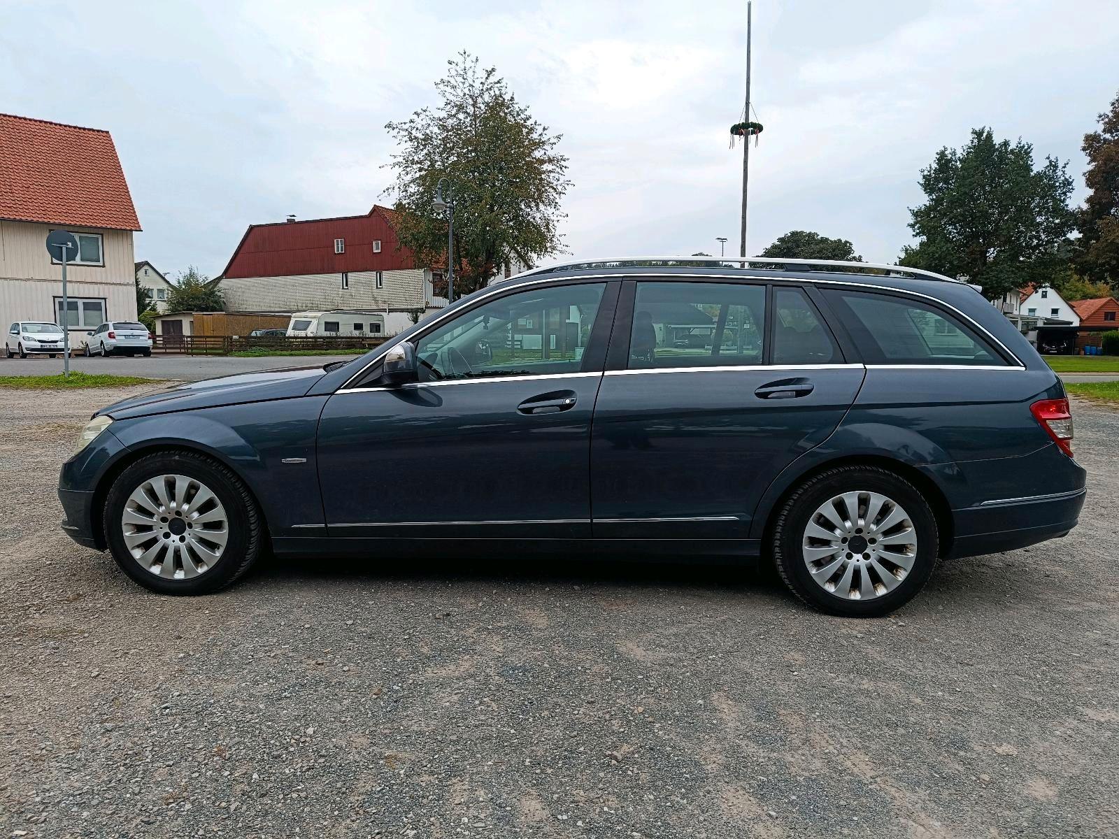 Mercedes-Benz C220 2005 — photo 8