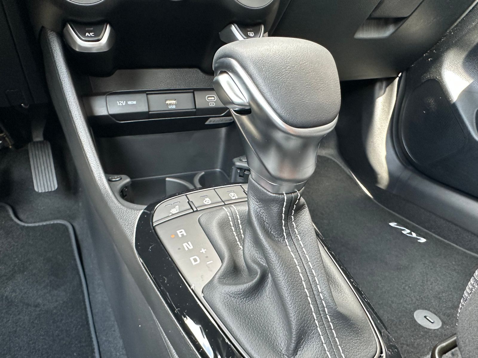 Fahrzeugabbildung Kia Picanto PE2 1.0 Vision AMT Navi Sitzhzg.