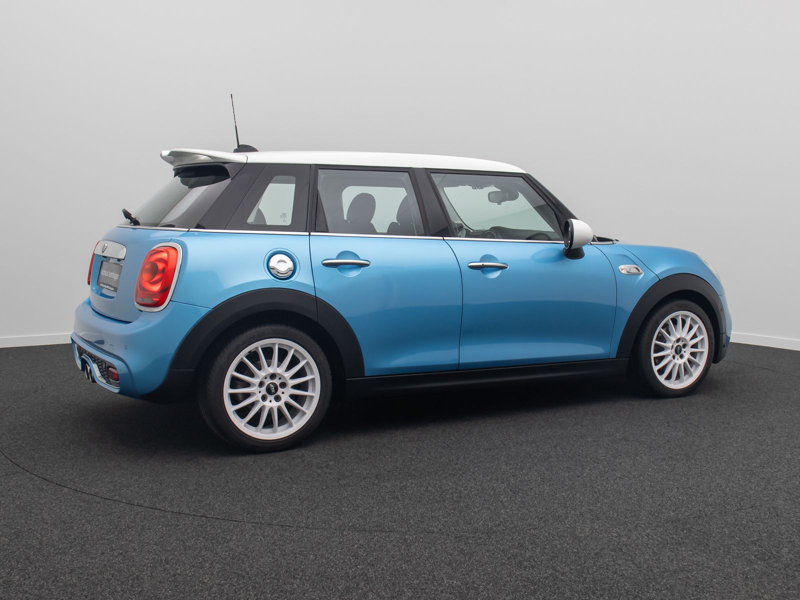 Fahrzeugabbildung MINI Cooper SD ACC HUD Kamera H/K Alarm Komfo