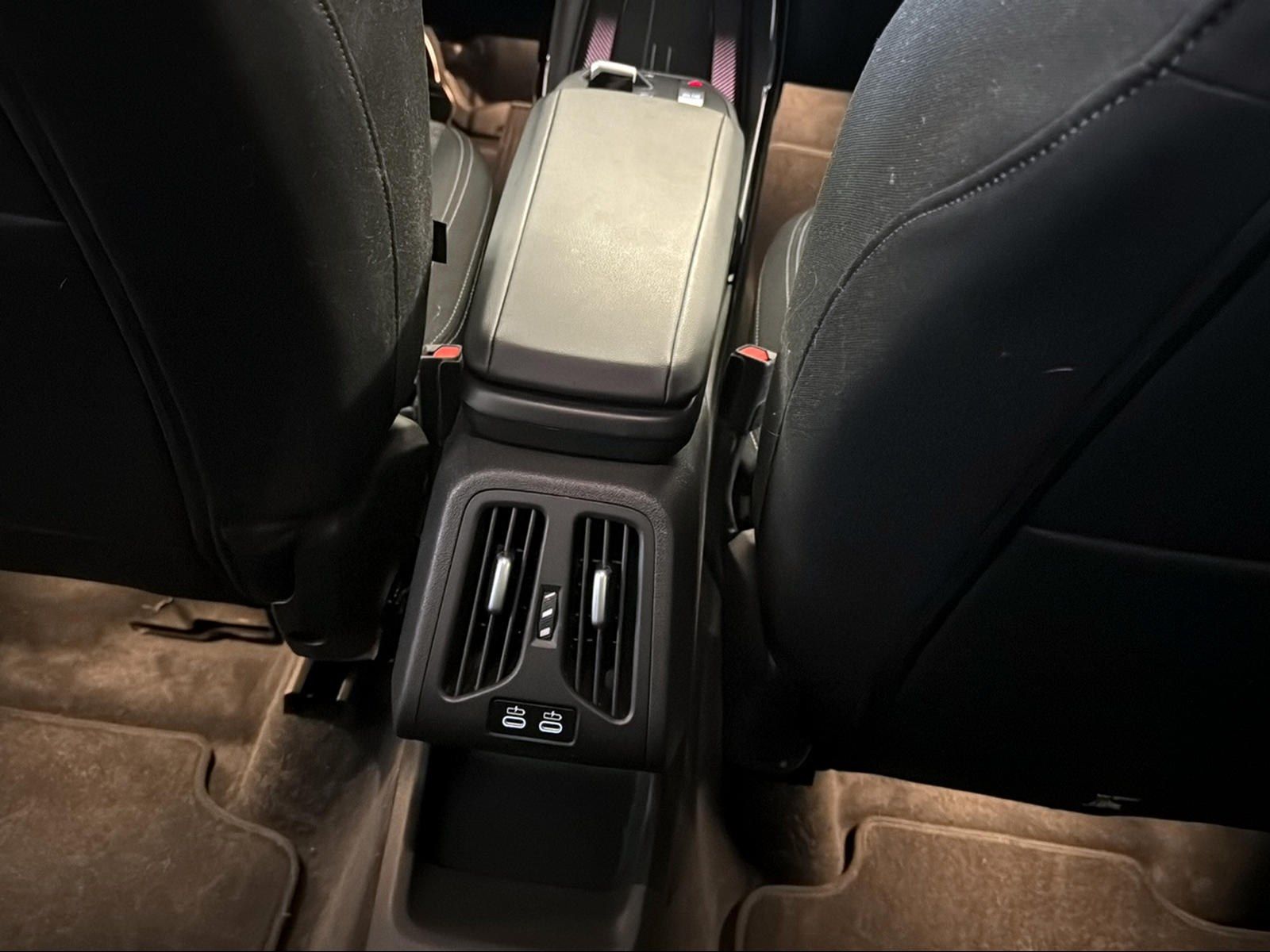 BMW 220 Active Tourer - Bild 21