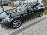 Mercedes-Benz C 250d T Avantgarde/Pano/Teileder/Led/AHK/Euro6