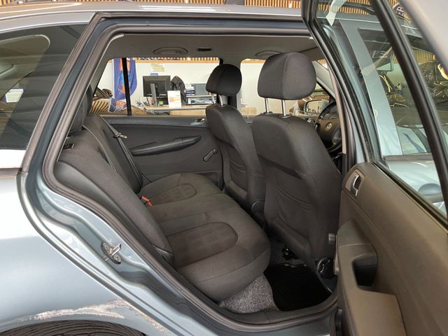 Skoda Fabia Combi Elegance Aut. *KLIMA*SHZ*TÜV*