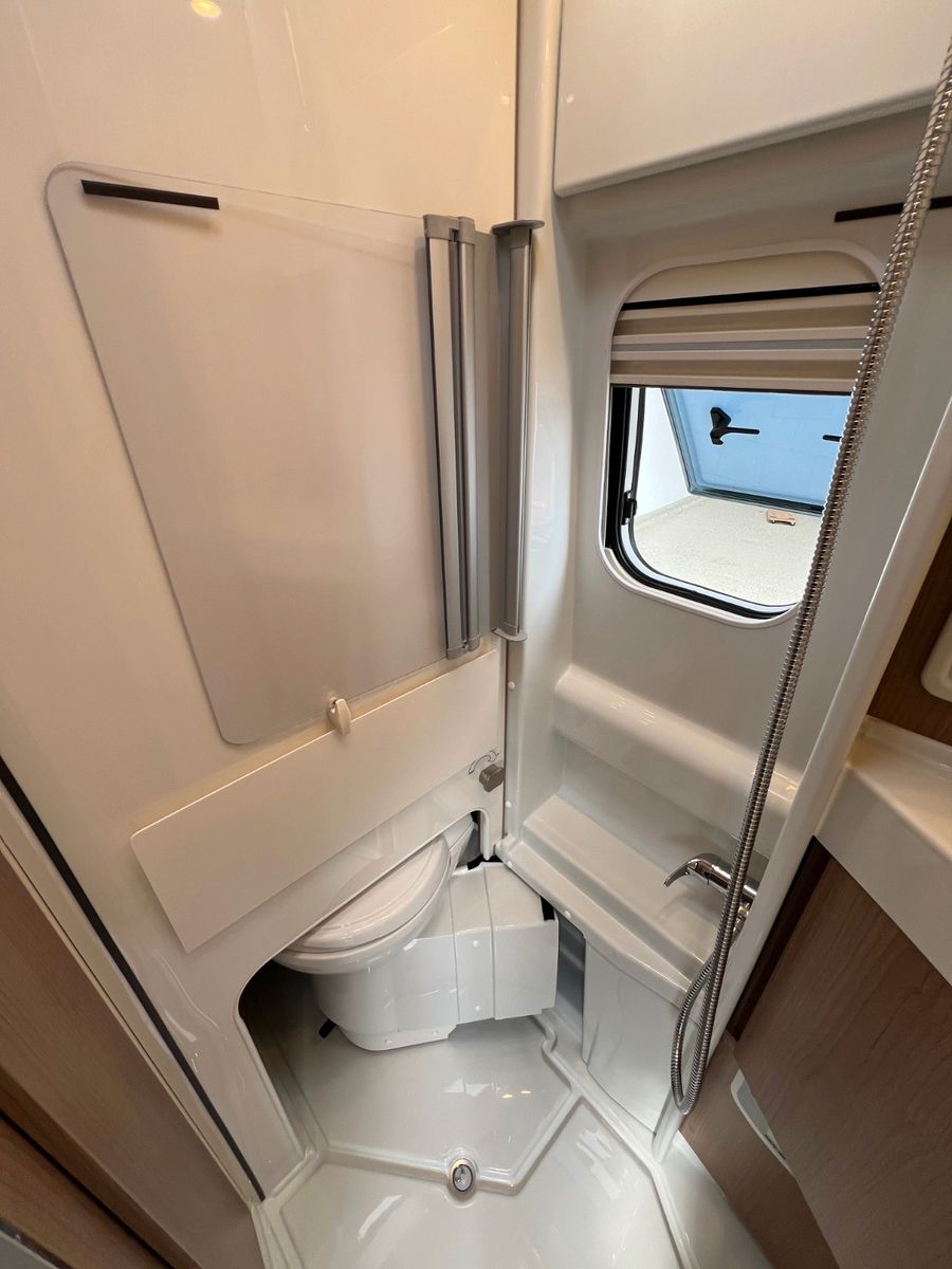Fahrzeugabbildung Malibu Van diversity GT skyview 640 LE KE