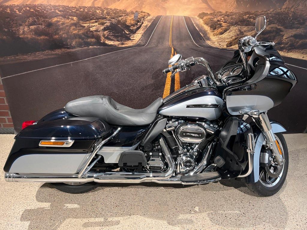 Harley-Davidson FLTRU ROAD GLIDE ULTRA KessTech Wilbers uvm