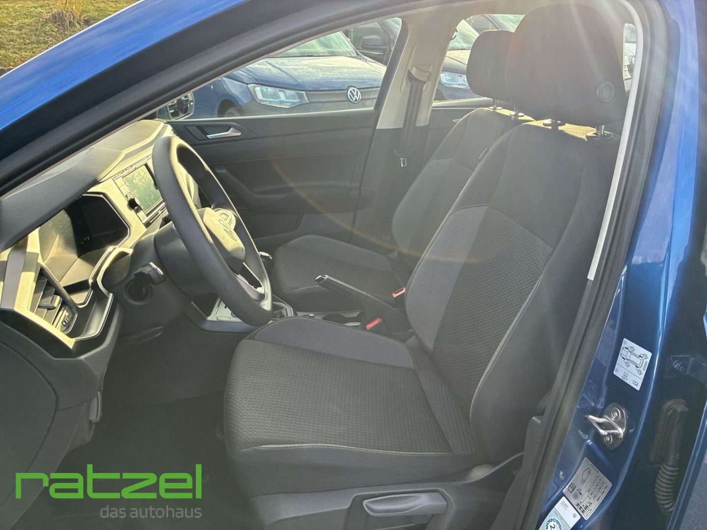 Fahrzeugabbildung Volkswagen Polo VI Basis Fresh 1.0 Digitales Cockpit LED Mu