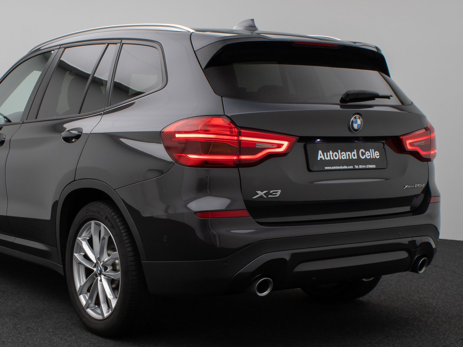 Fahrzeugabbildung BMW X3 xD20d Panorama Kamera DAB HiFi AHK Alarm 19"