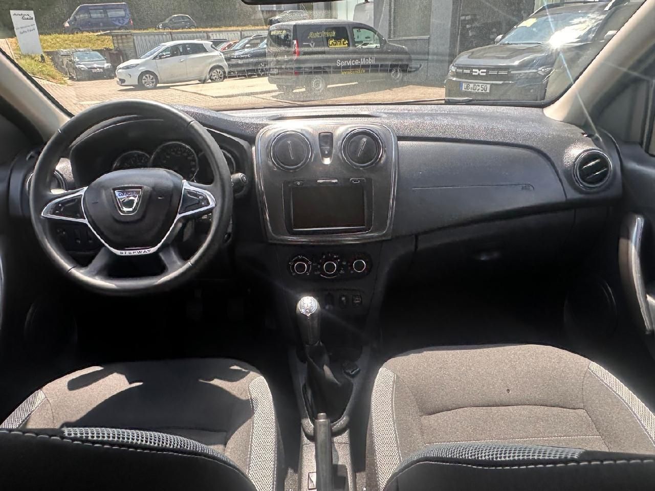 Fahrzeugabbildung Dacia Sandero Stepway Prestige