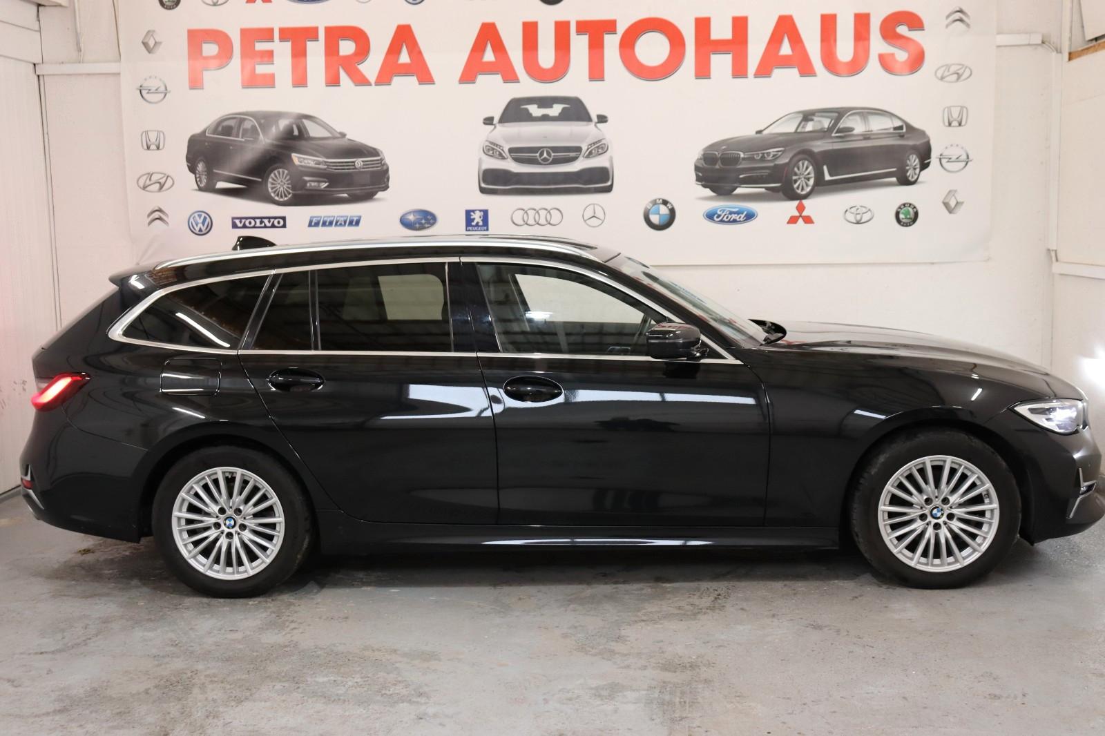 BMW 320d xDrive Touring Luxury Line Auto