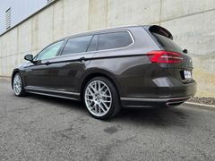 VW Passat Variant R-Line 2.0TDI 150PS DSG Pano DAB VW Passat Variant R-Line 2.0TDI 150PS DSG Pano DAB