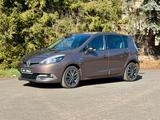Renault Scenic III 1.6 DCi BOSE Edition+1.HAND+AHK+LEDER - Renault Scenic mit Diesel-Antrieb: 1.6