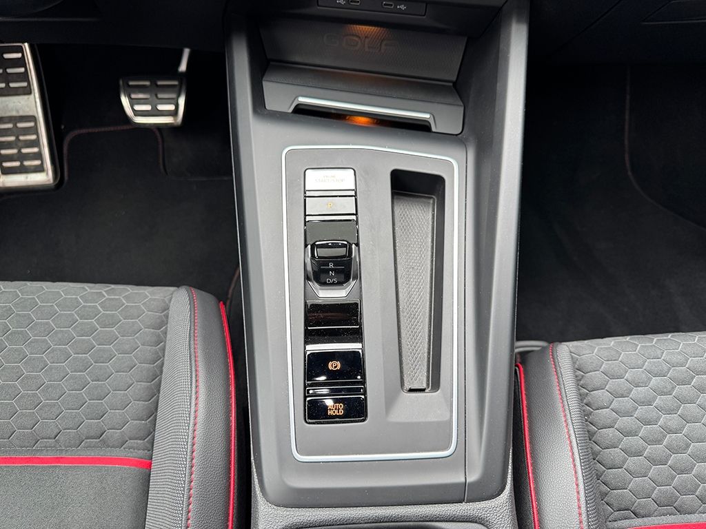 Golf VIII GTI Clubsport 2.0 TSI *TOP*DCC*MATRIX*