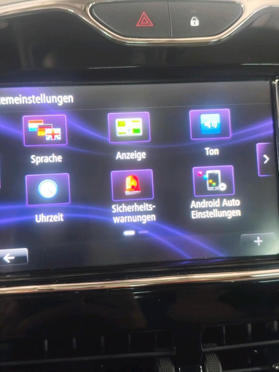 Renault Clio 2014 — photo 14