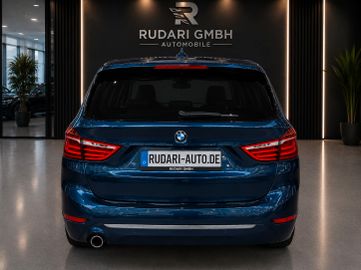 BMW 218 - 5