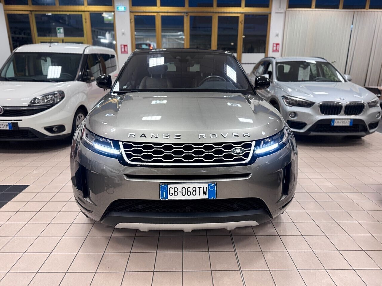 Land Rover Range Evoque 2.0D I4-L.Flw 150 CV R-D imagem 2