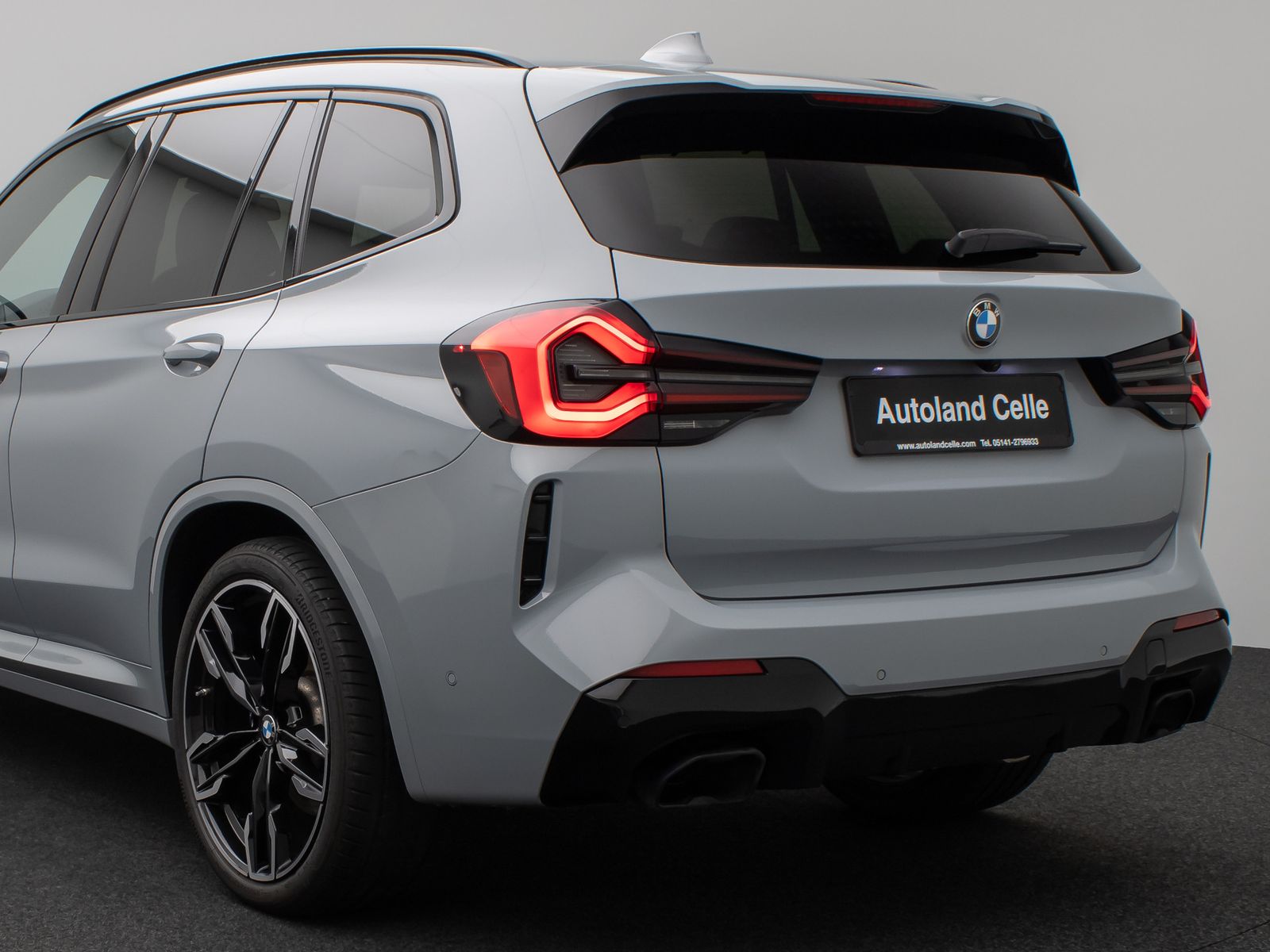 Fahrzeugabbildung BMW X3 M40d Kamera Laser Panorama HUD DAB HiFi AHK