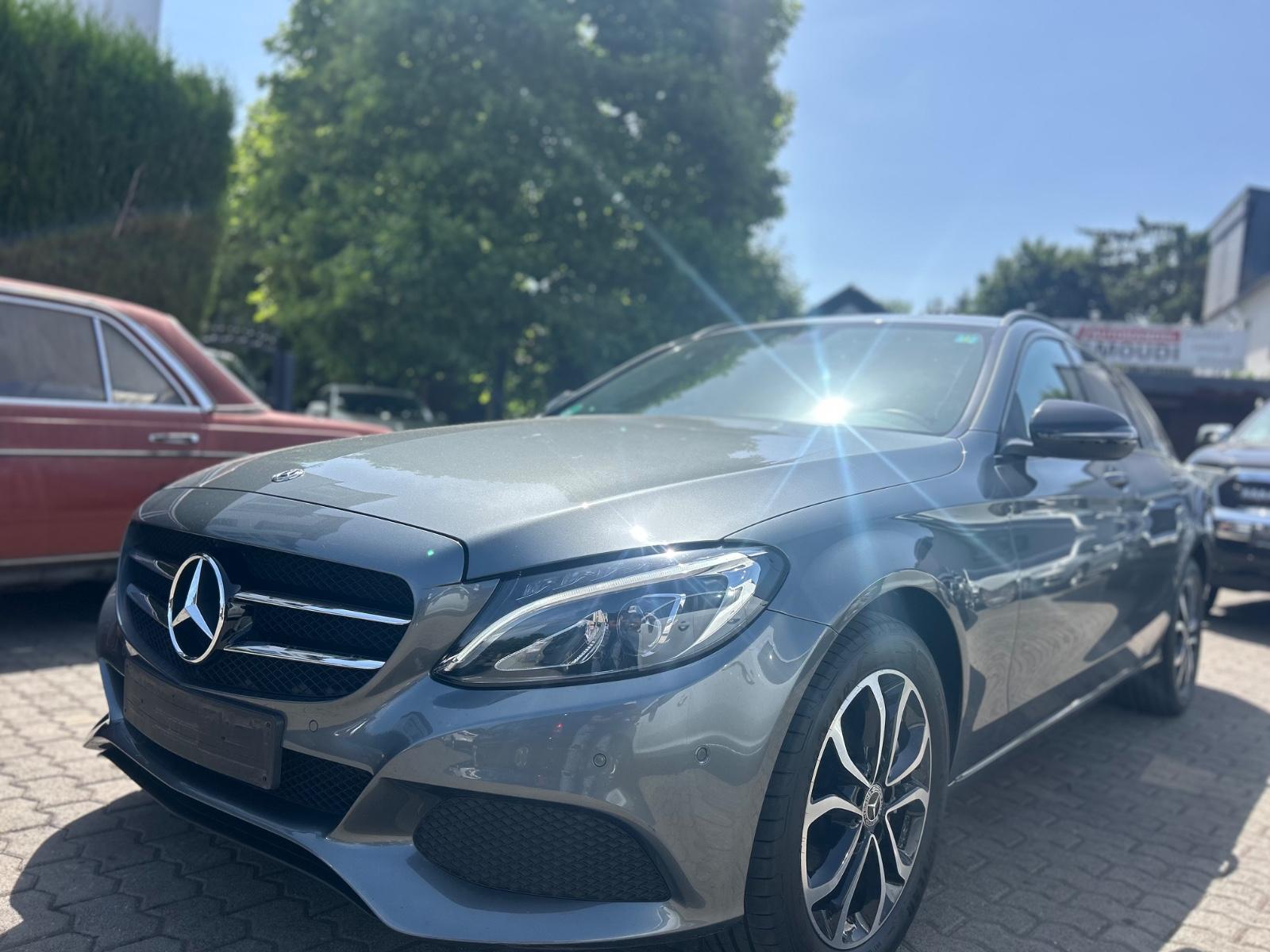 Mercedes-Benz C 250 C -Klasse T-Modell C 250 T CGI