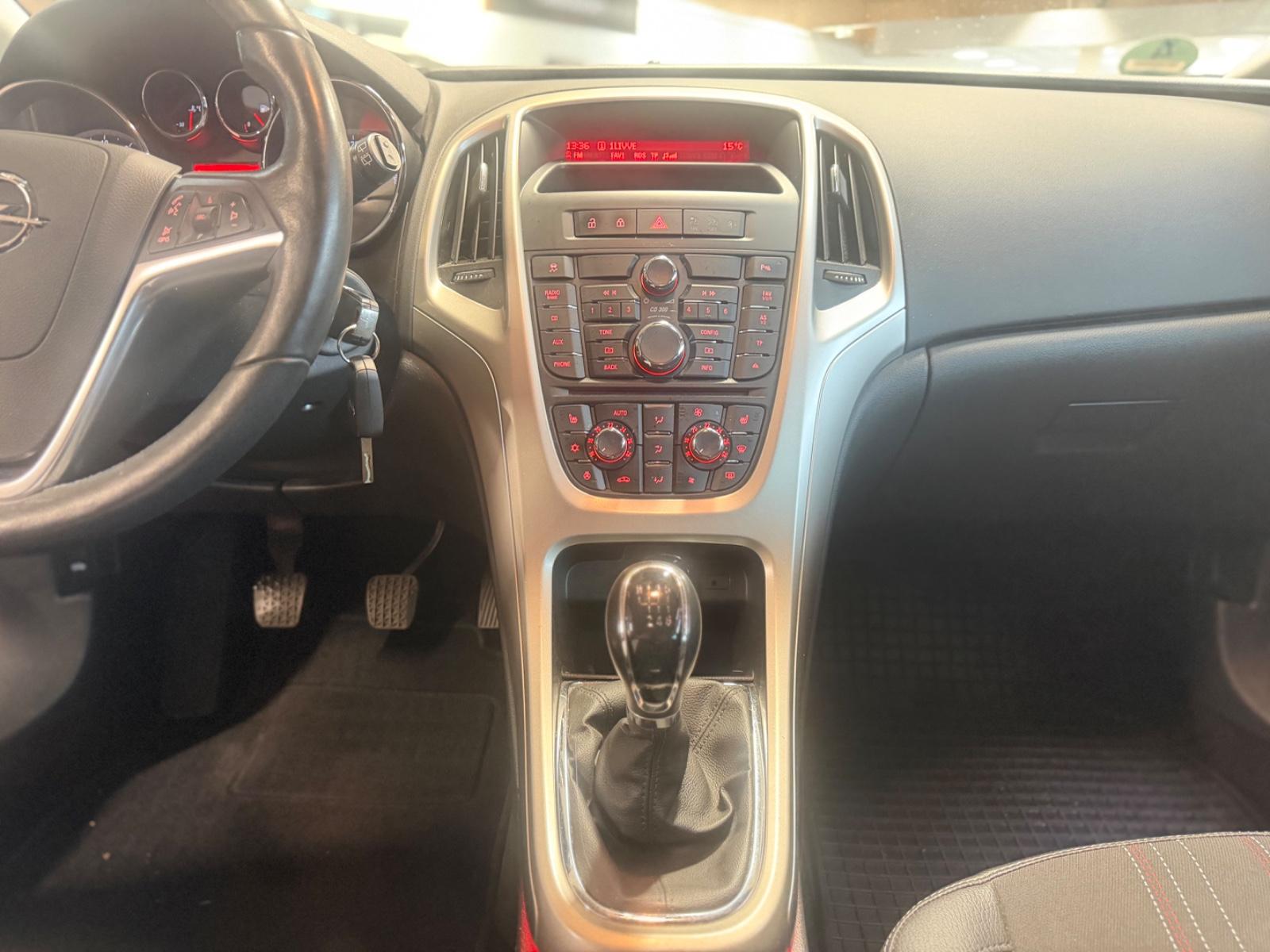 Opel Astra J Lim 150 Jahre Opel