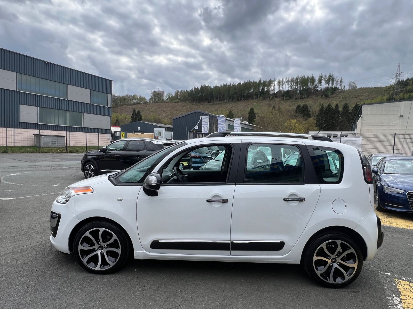 Fahrzeugabbildung Citroën C3 Picasso Selection * AUTOMATIK *SCHECKHEFT*