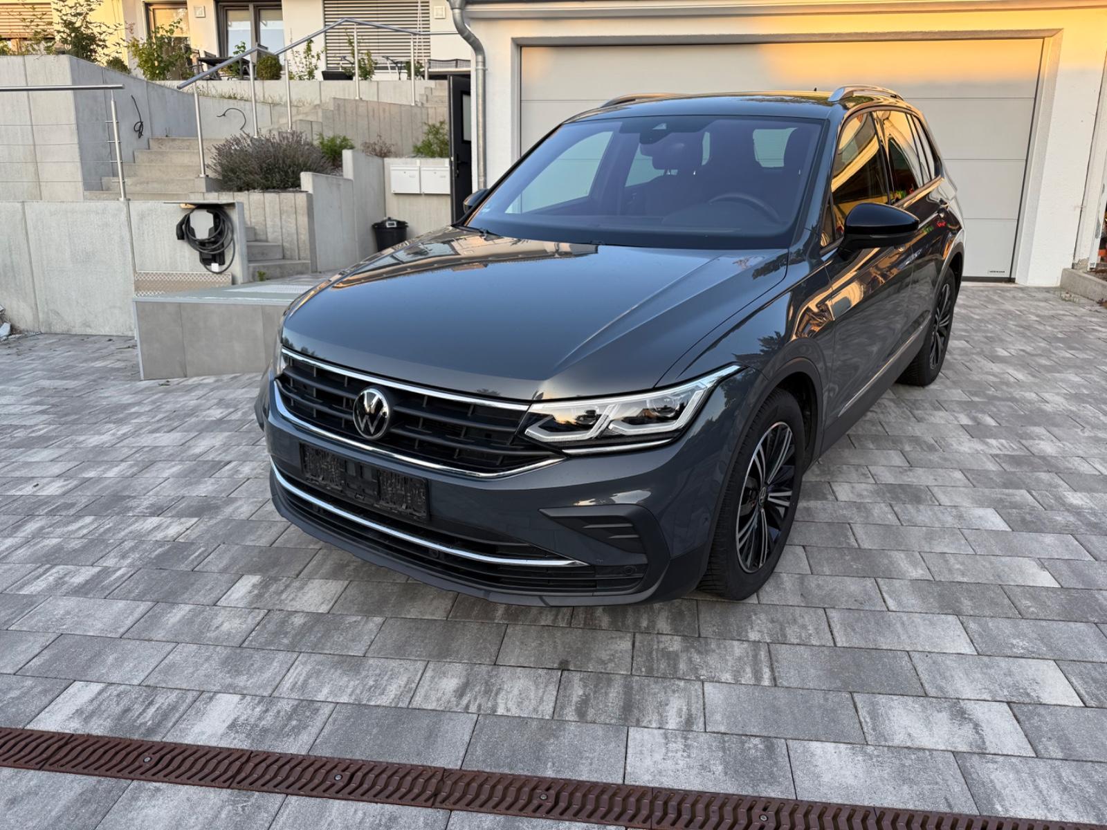 Volkswagen Tiguan 1.5 TSI OPF UNITED LED Navi AHK SHZ Virtu