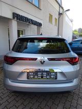 Renault Megane Grandtour Business TCe140 Wi-Paket+Navi - gebrauchte Renault Megane aus dem Jahr 2023