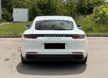 Porsche Panamera - 5