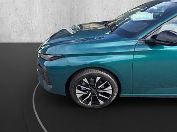 Peugeot 308 1.2 145 Allure 360+Kam.+KeyLess+LED+Navi