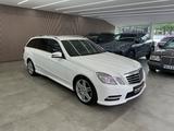 Mercedes-Benz E 250 T CGI BlueEfficiency*AMG*Bi-Xenon*Tempomat - Mercedes-Benz E 250 aus 2012
