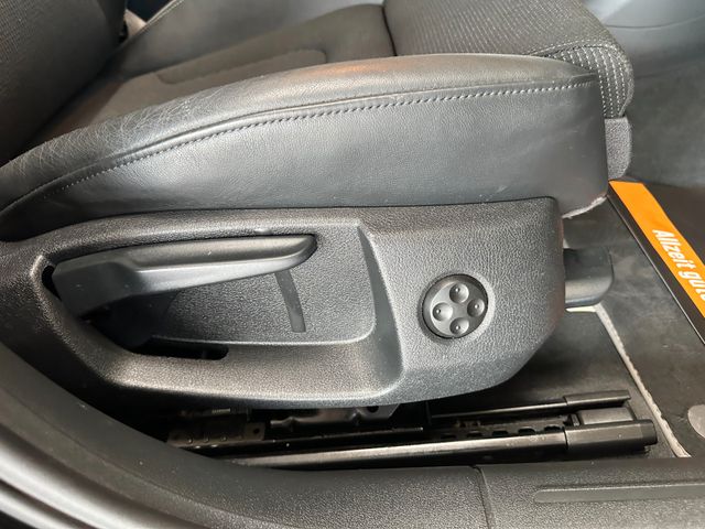 MYAUTOCENTER – Gebraucht- und Jahreswagen mit Werkstattservice in Pfaffenhofen Audi A4 Avant *S line Sportpaket*NAVI*PANO*Klimaauto*