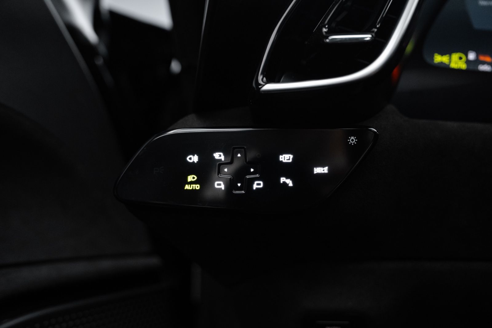 Fahrzeugabbildung Ferrari Roma Spider CARBON/DAYTONA/PASSENGER DISPLAY