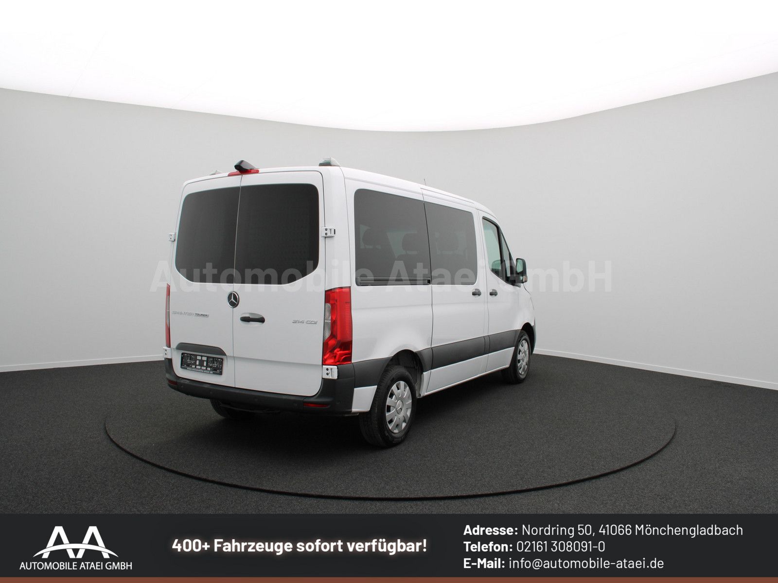 Fahrzeugabbildung Mercedes-Benz Sprinter 214 Tourer Automat Rollstuhl-Rampe 0512