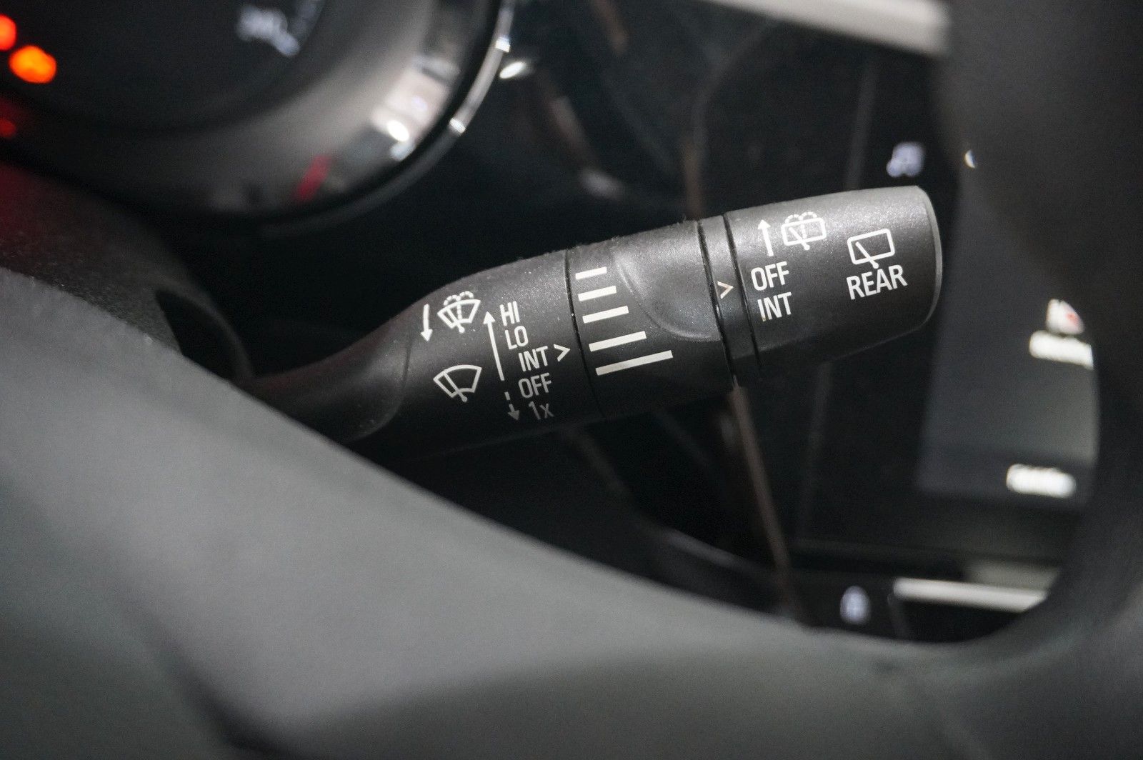 Fahrzeugabbildung Opel Corsa F 1.2T EDITION NAVI/USN/TEMP./SPORT/DAB+