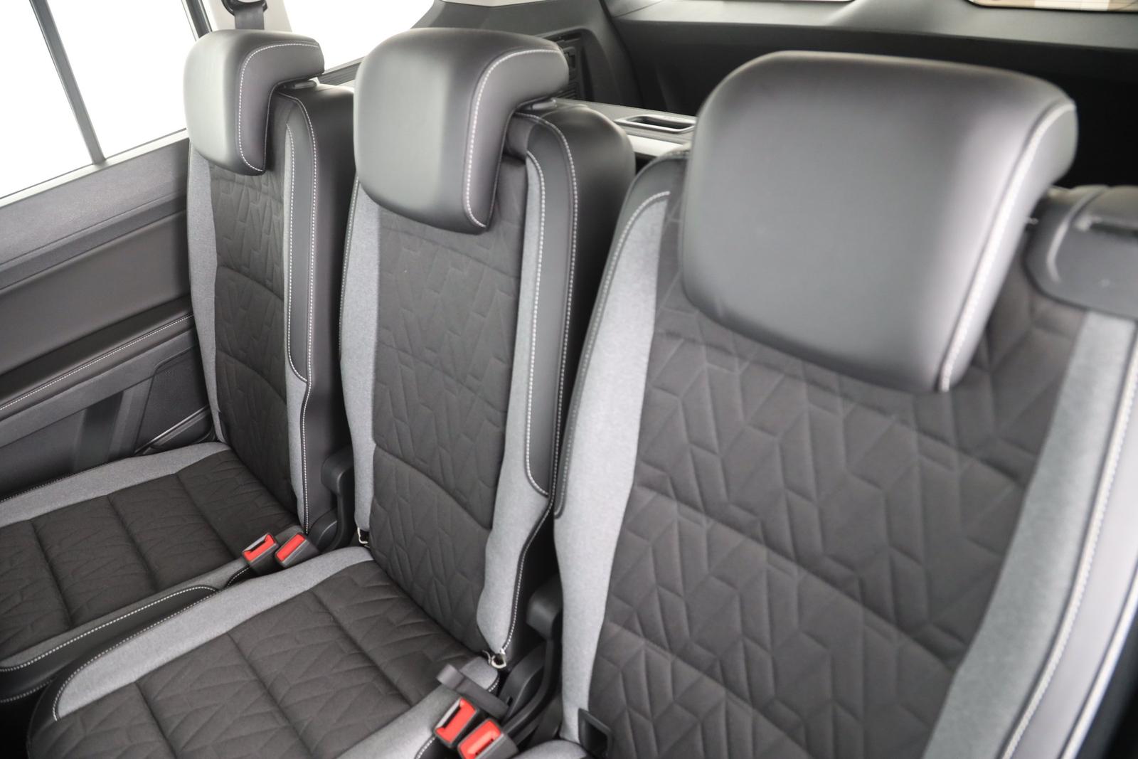 Volkswagen Touran 1.5 TSI Energy 7-SITZER NAVI SITZH., миниатюра 13
