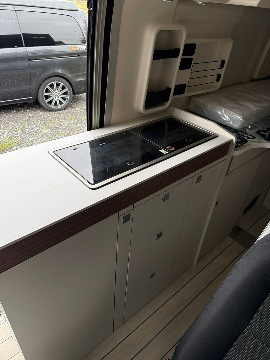 Fahrzeugabbildung Westfalia Columbus 640 E 180 PS Autom Tageszulassung