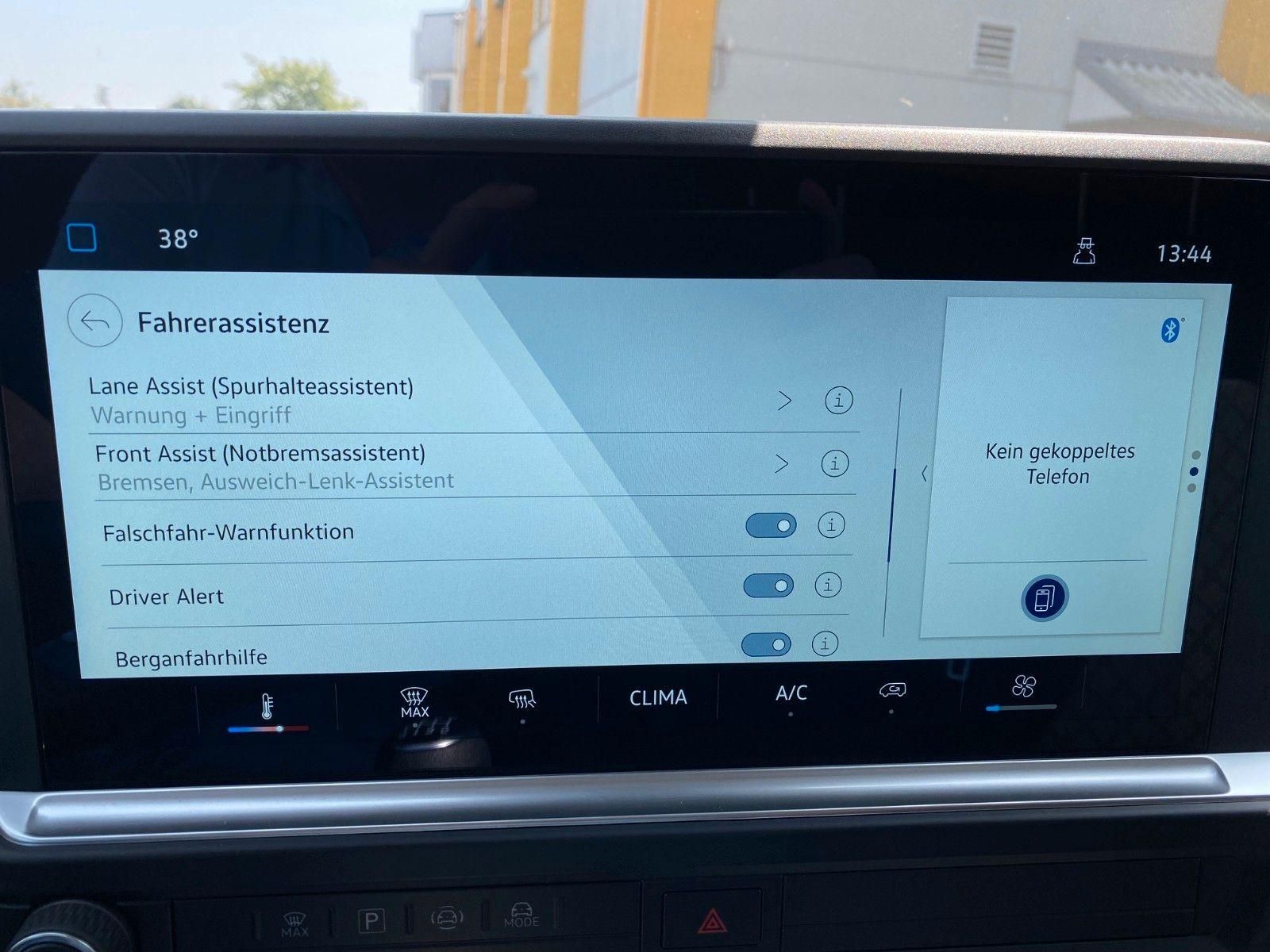 Fahrzeugabbildung Volkswagen T7 2.0 TDI+App+PDC+sofort verfügbar+2x Heckflüge