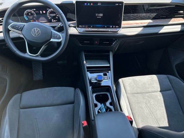 Fahrzeugabbildung Volkswagen Tayron 2.0 TDI ELEGANCE 4MOTION 7-SITZER NAVI LE