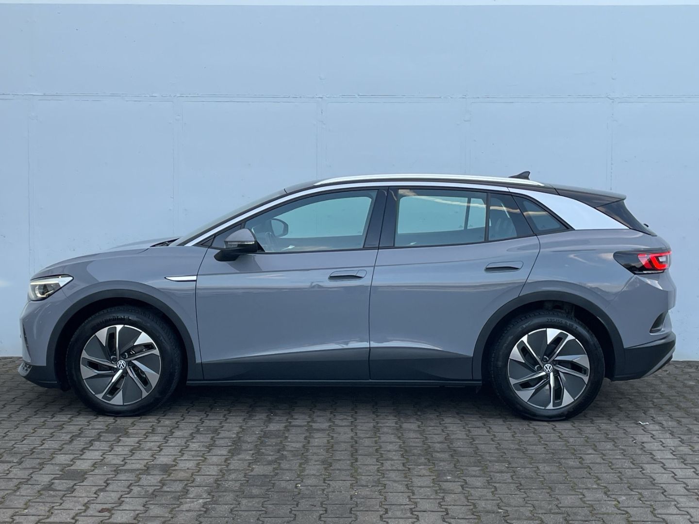 ID.4 Pure Performance Wärmepumpe/360°Kamera/HUD/