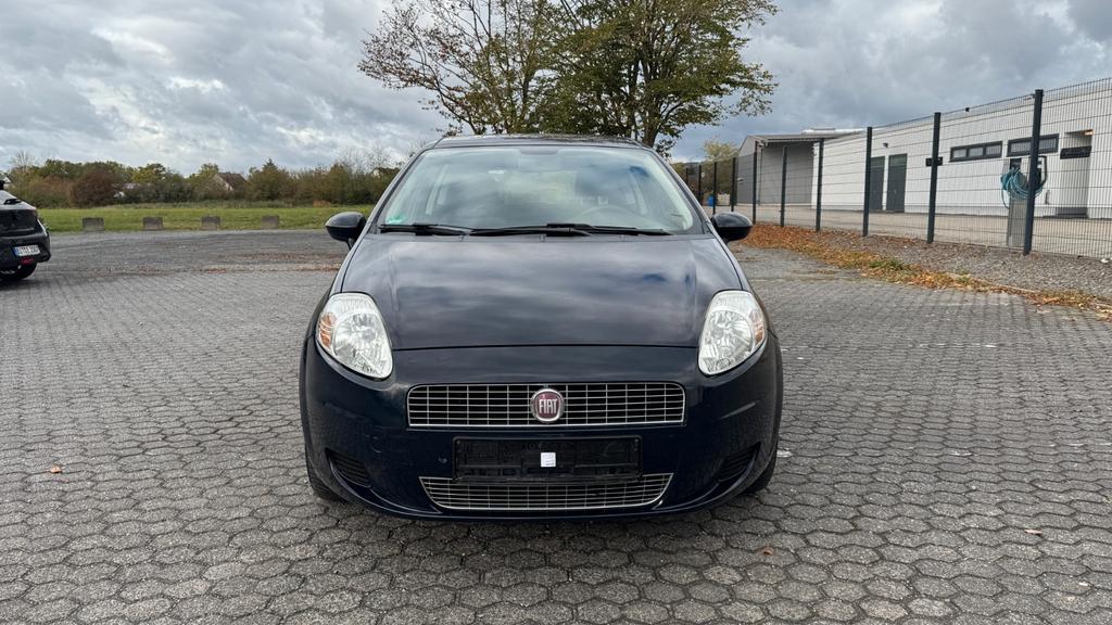 Fiat Punto Allwetterreifen, HU/AU, sauber
