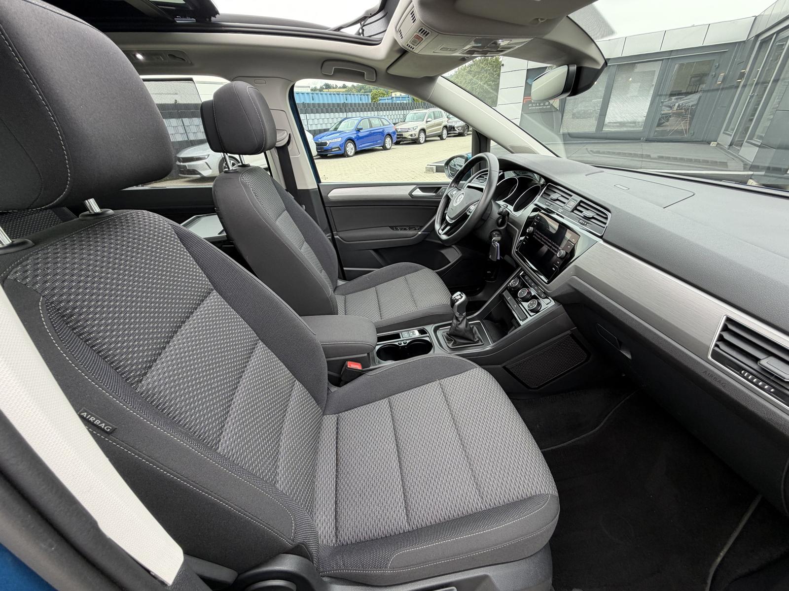 Volkswagen Touran Comfortline Pano ACC Familypaket LED, миниатюра 15