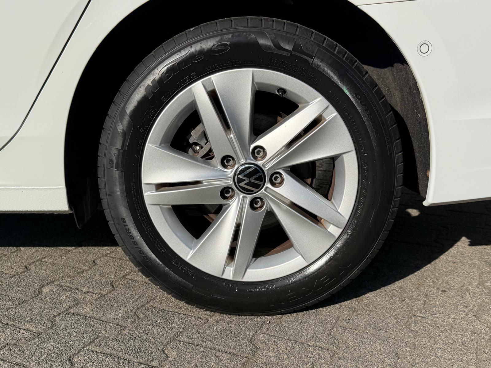 Volkswagen Golf 1.0eTSI Life DSG VIRTU+LED+SHZ+NAVI+KAM+ACC, миниатюра 22