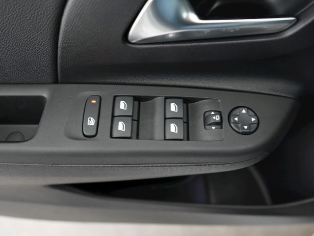 Corsa F FACELIFT GS+MATRIXLICHT+NAVI+RÜCKFAHRKAM