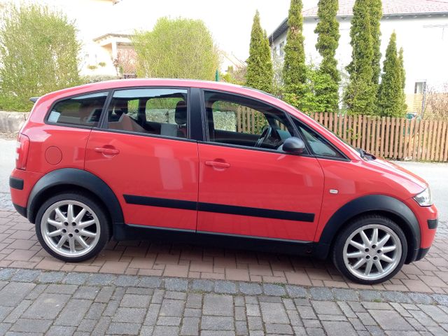 Audi A2 1.4 Colour Storm SHZ 17 Zoll