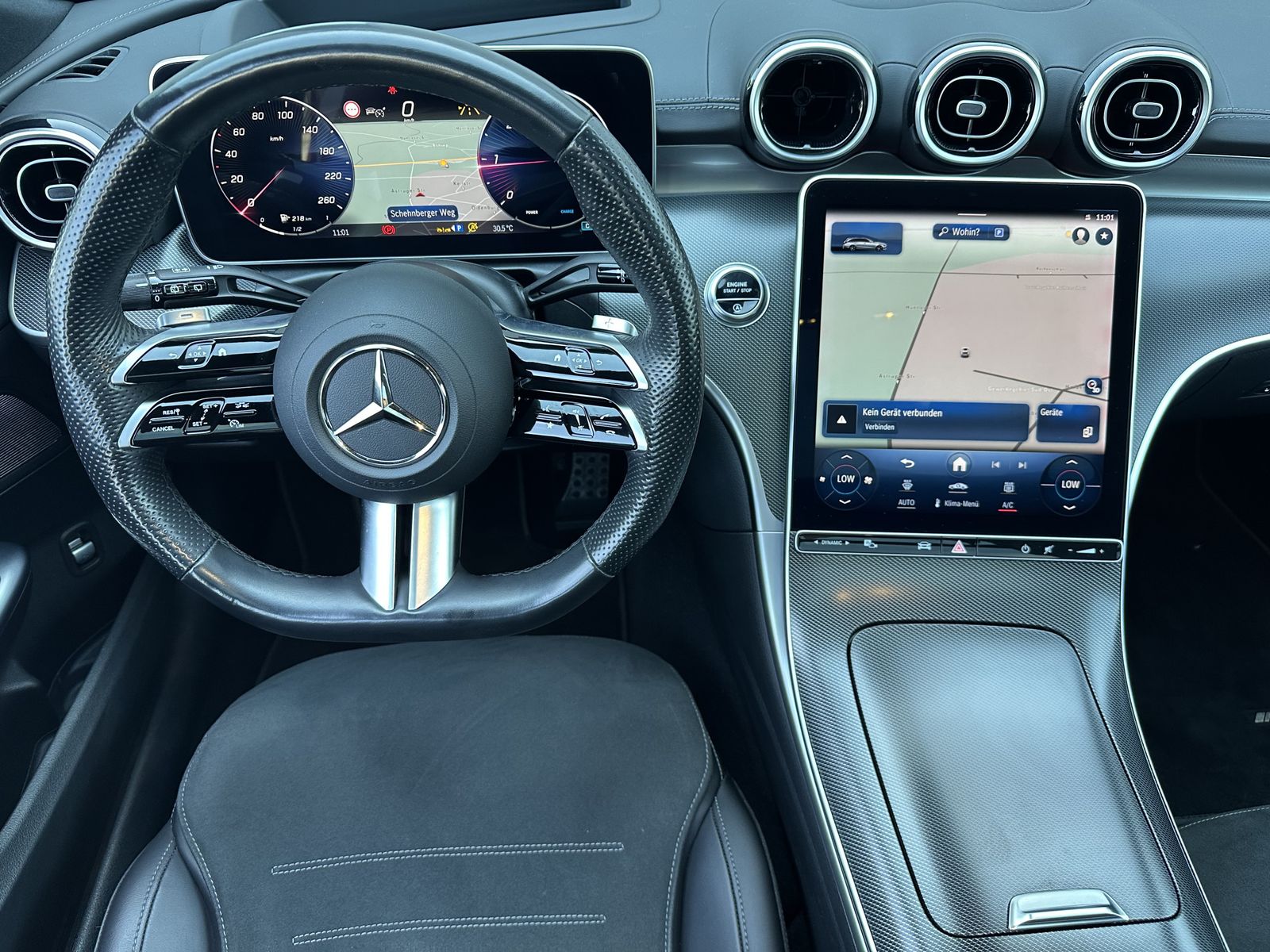 Fahrzeugabbildung Mercedes-Benz C 220d T AMG -Line NAV+LED+ACC+AHK+KAMERA+19ZOLL